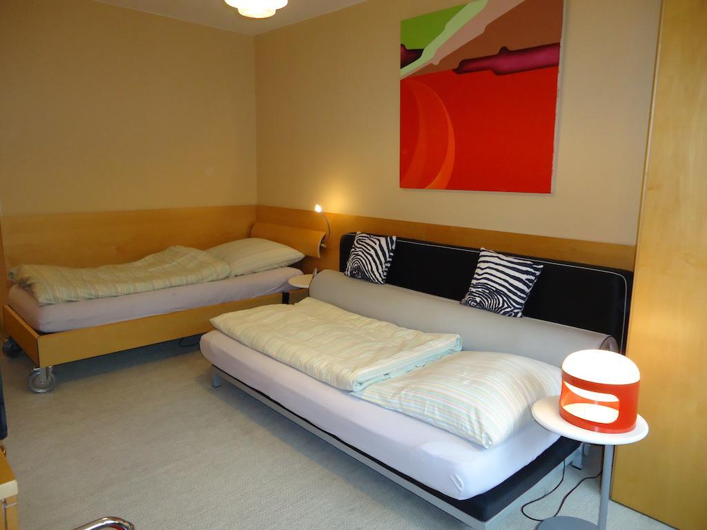 Air Boardinghouse Tulip Stockum, Zu Fuss - 3 Minuten Zur Messe 杜塞尔多夫 客房 照片